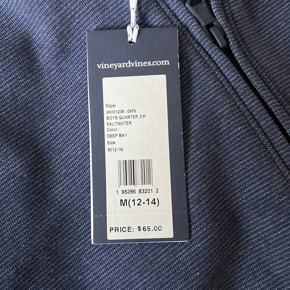 Vineyard vines - Picture 4 of 4
